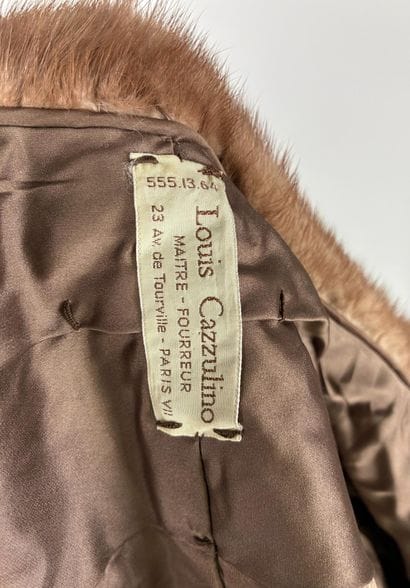 LOUIS CAZZULINO
Short bolero jacket in light...