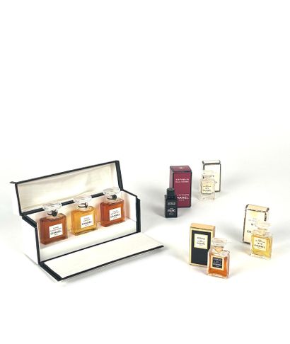 CHANEL
Ensemble d'un coffret comprenant les...