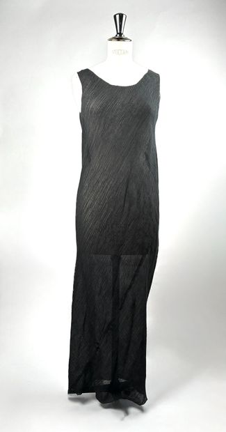 GIANFRANCO FERRE
Robe longue noire
T1