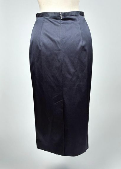 GIANFRANCO FERRE
Jupe crayon grise en polyamide
Taille...