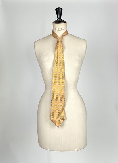 Charles TYRWHITT
Ensemble de quatre cravates...