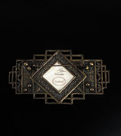 GOEBEL broche Art nouveau dans le goût de...