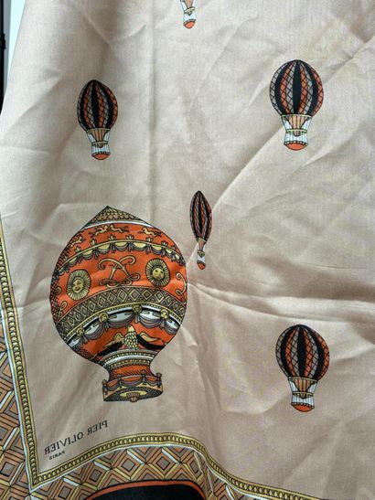 Set of 5 silk squares including:
- PIERRE...