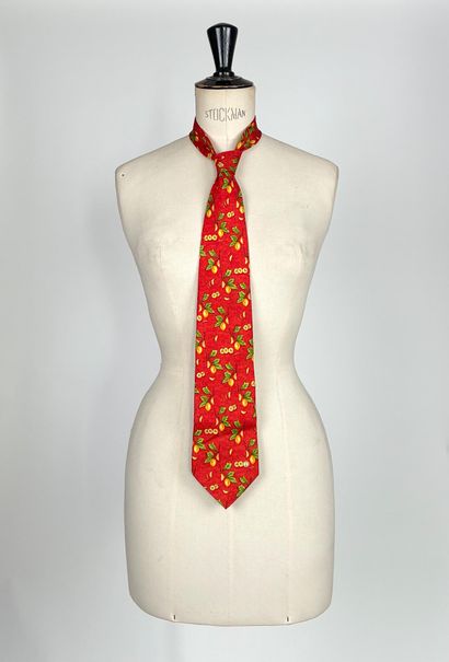 Set of five burgundy, red and ivory silk...