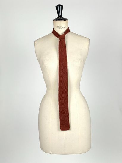 Ensemble de six cravates en soie, coton et...