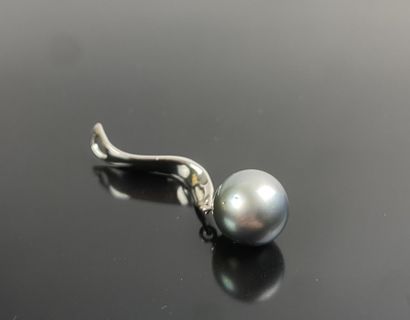 Pendentif en argent 925 millièmes d'un ruban...