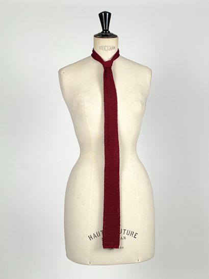 Ensemble de treize cravates en coton, soie...