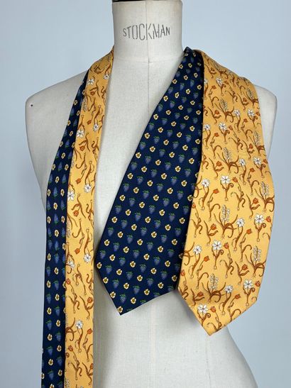 YVES SAINT LAURENT
Ensemble de deux cravates...