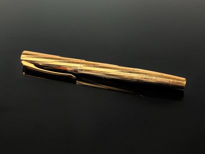 WATERMAN France
Stylo plume en plaqué or...