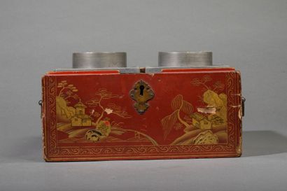 JAPAN
Red lacquer tea box decorated with...