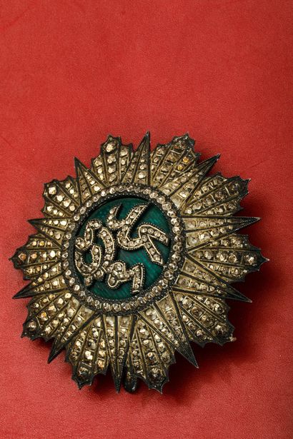 Ordre du Nichan al Iftikhar, plaque de grand-croix...