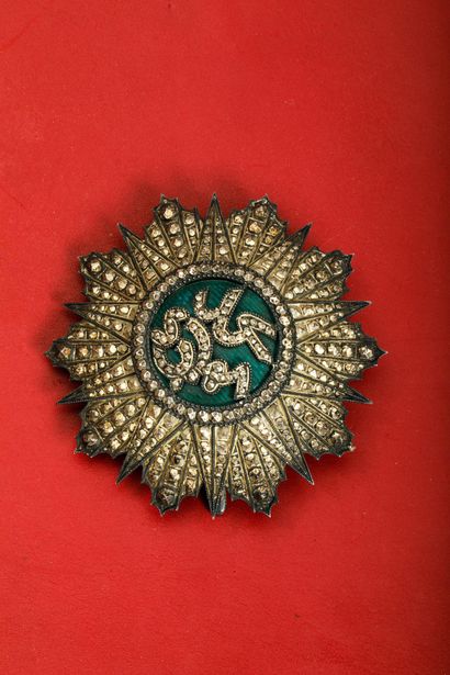 Ordre du Nichan al Iftikhar, plaque de grand-croix...