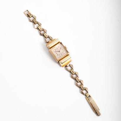 Women's watch with a 