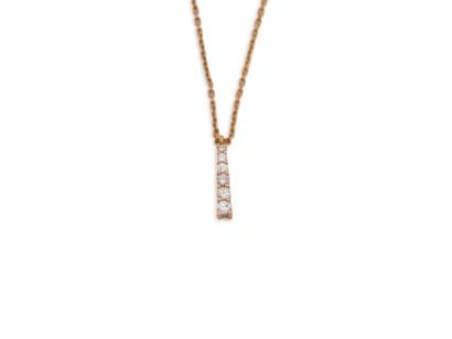 Necklace in pink gold 750 thousandths, holding...