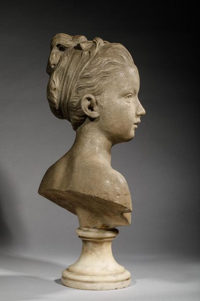 D'après Jean-Antoine HOUDON
Buste de fillette...