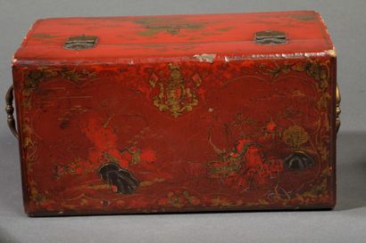 JAPAN
Red lacquer tea box decorated with...