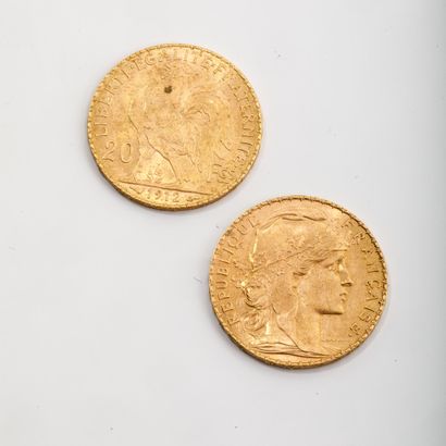 Deux pièces de 20 francs or datées 1912 et...