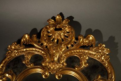 Regency-style mirror in gilded wood with...