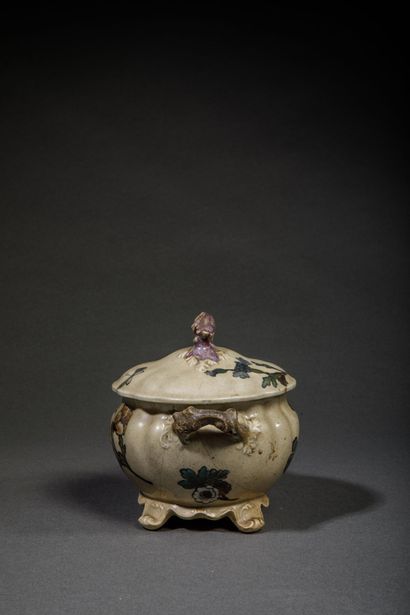 Albert-Louis DAMMOUSE (1848–1926)
in SÈVRES
Earthenware...