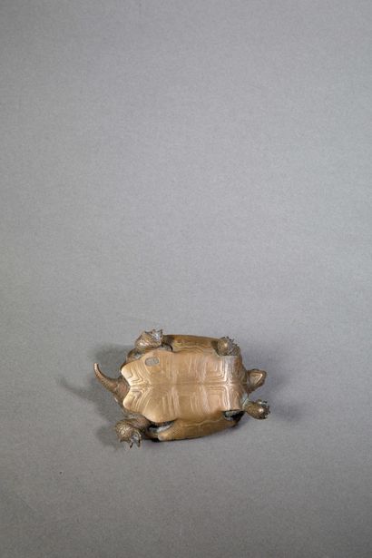 JAPAN - MEIJI PERIOD (1868–1912)
Patinated...