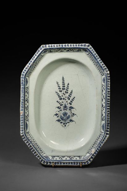 Octagonal blue-glazed earthenware dish with...
