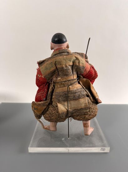 JAPAN
Boiled-paper doll with silk clothing...