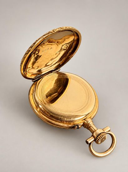 Montre de col en or jaune, or rose et or...