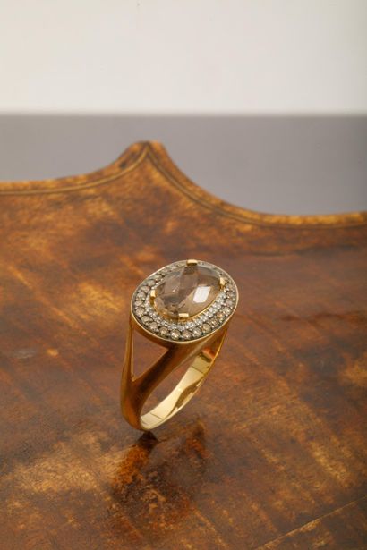 750-th yellow gold cocktail ring (eagle-head...