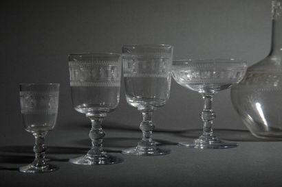 BACCARAT
Set of crystal glasses with engraved...