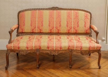 Banquette et un fauteuil de style Louis XV...