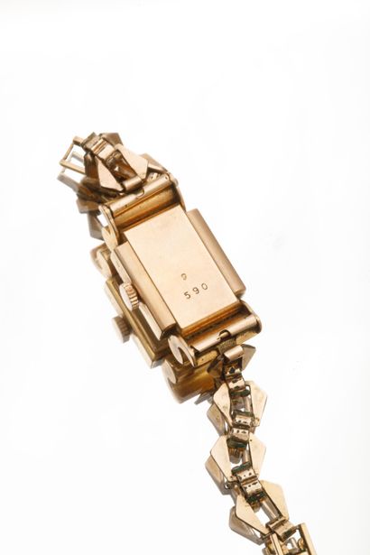 Women's watch with a 