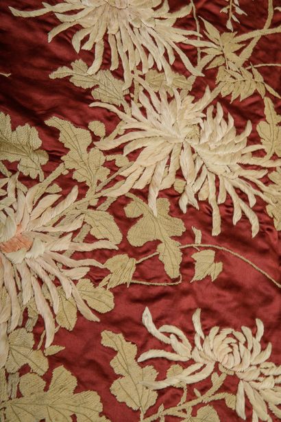 CHINA - 20th century
Large embroidery on...