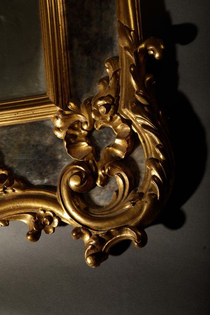 Regency-style mirror in gilded wood with...