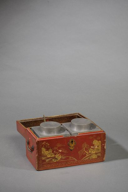 JAPAN
Red lacquer tea box decorated with...