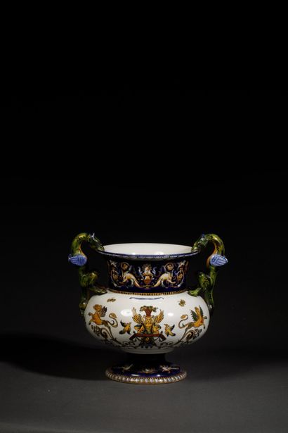 GIEN, France
Medici vase with chimeras in...