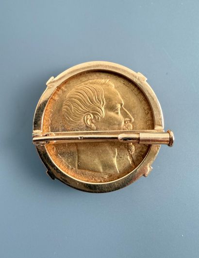 Broche en or jaune 750 millièmes (poinçon...