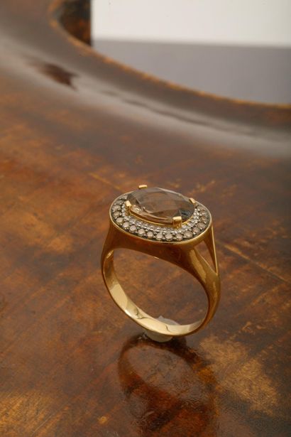 750-th yellow gold cocktail ring (eagle-head...