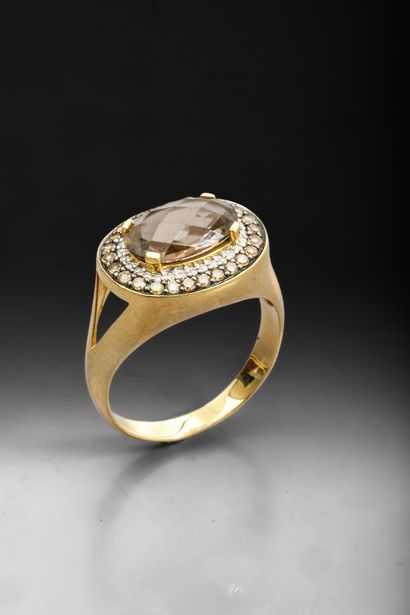 750-th yellow gold cocktail ring (eagle-head...