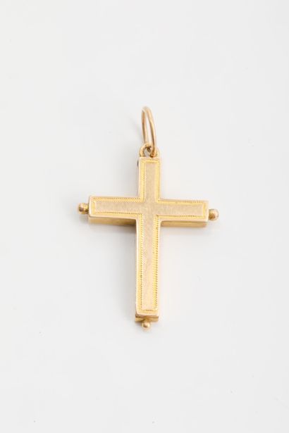 Croix en or jaune 750 millièmes (poinçon...