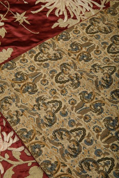 CHINA - 20th century
Large embroidery on...