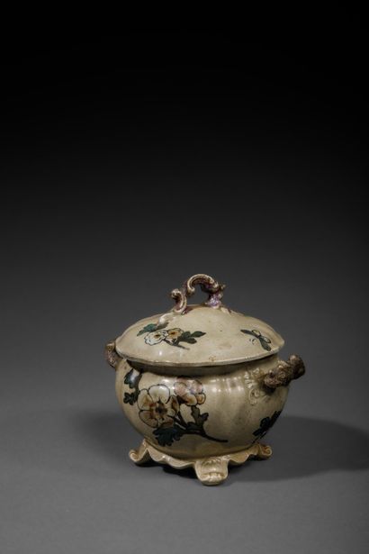 Albert-Louis DAMMOUSE (1848–1926)
in SÈVRES
Earthenware...