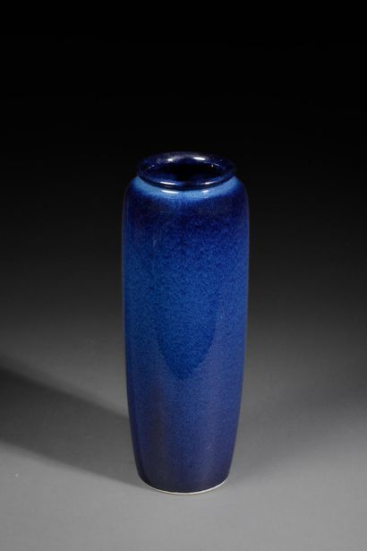 JAPAN, 20TH CENTURY
Cylindrical vase with...