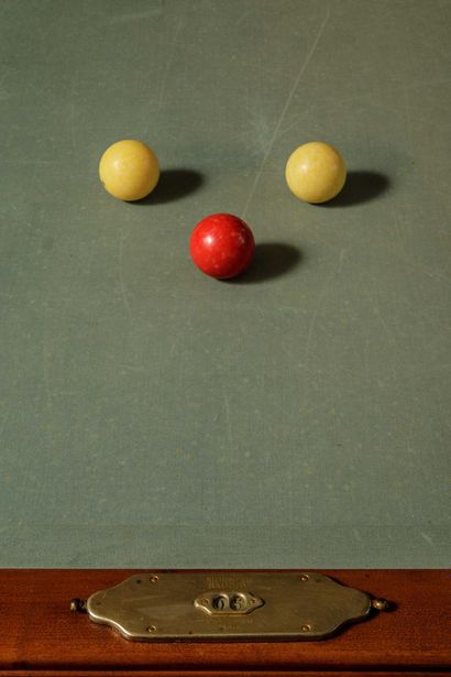 Billard français Bréton en bois naturel mouluré...