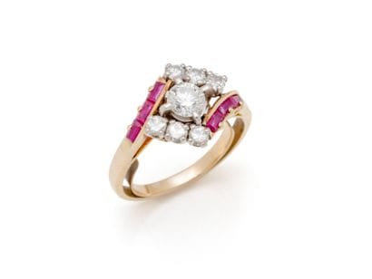 Bague en or 750 millièmes ornée d’un diamant...