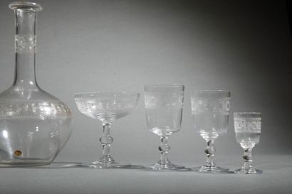 BACCARAT
Set of crystal glasses with engraved...