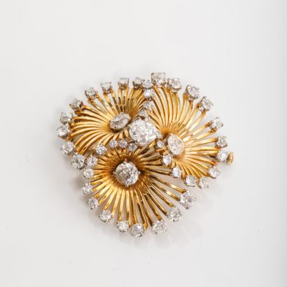 Beautiful cufflink made of 750 gold and 850...