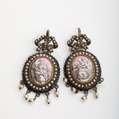 A pair of 800-th vermeil earrings, featuring...