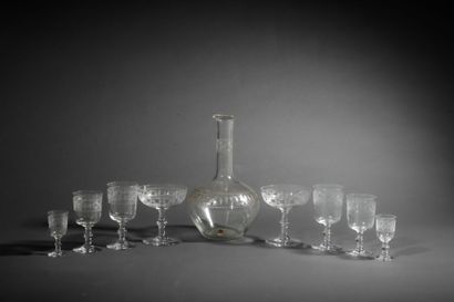 BACCARAT
Set of crystal glasses with engraved...
