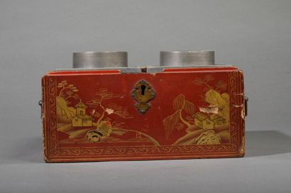 JAPAN
Red lacquer tea box decorated with...