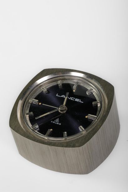 LANCEL
Pendulette 8 jours en acier brossé,...